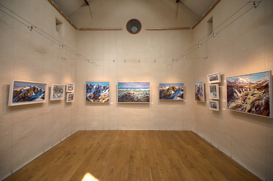 Where it started: bringing gallery life into one place